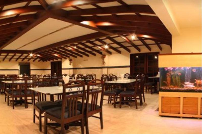 Hotel Ram International Пондичери Екстериор снимка